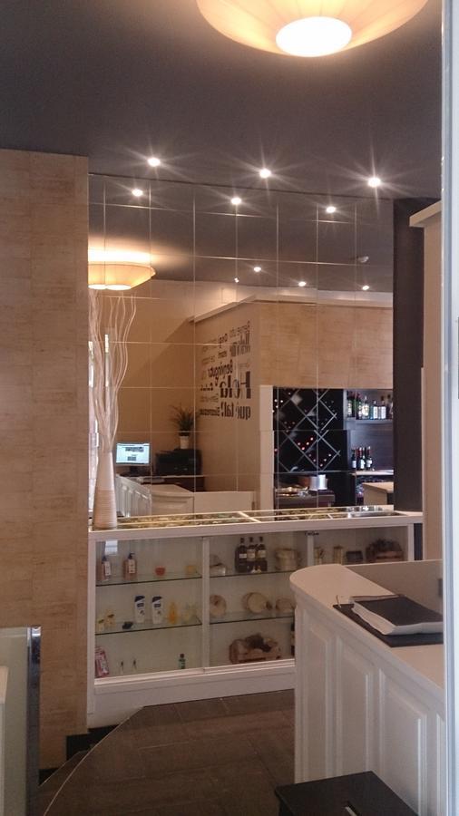 穆拉达纳酒店 穆罗斯 外观 照片